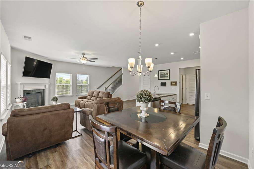 147 Madison Bend