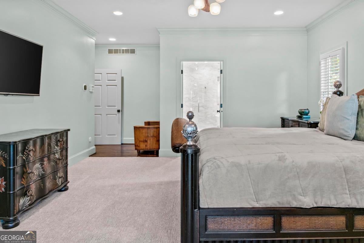1030 Scott Loop
