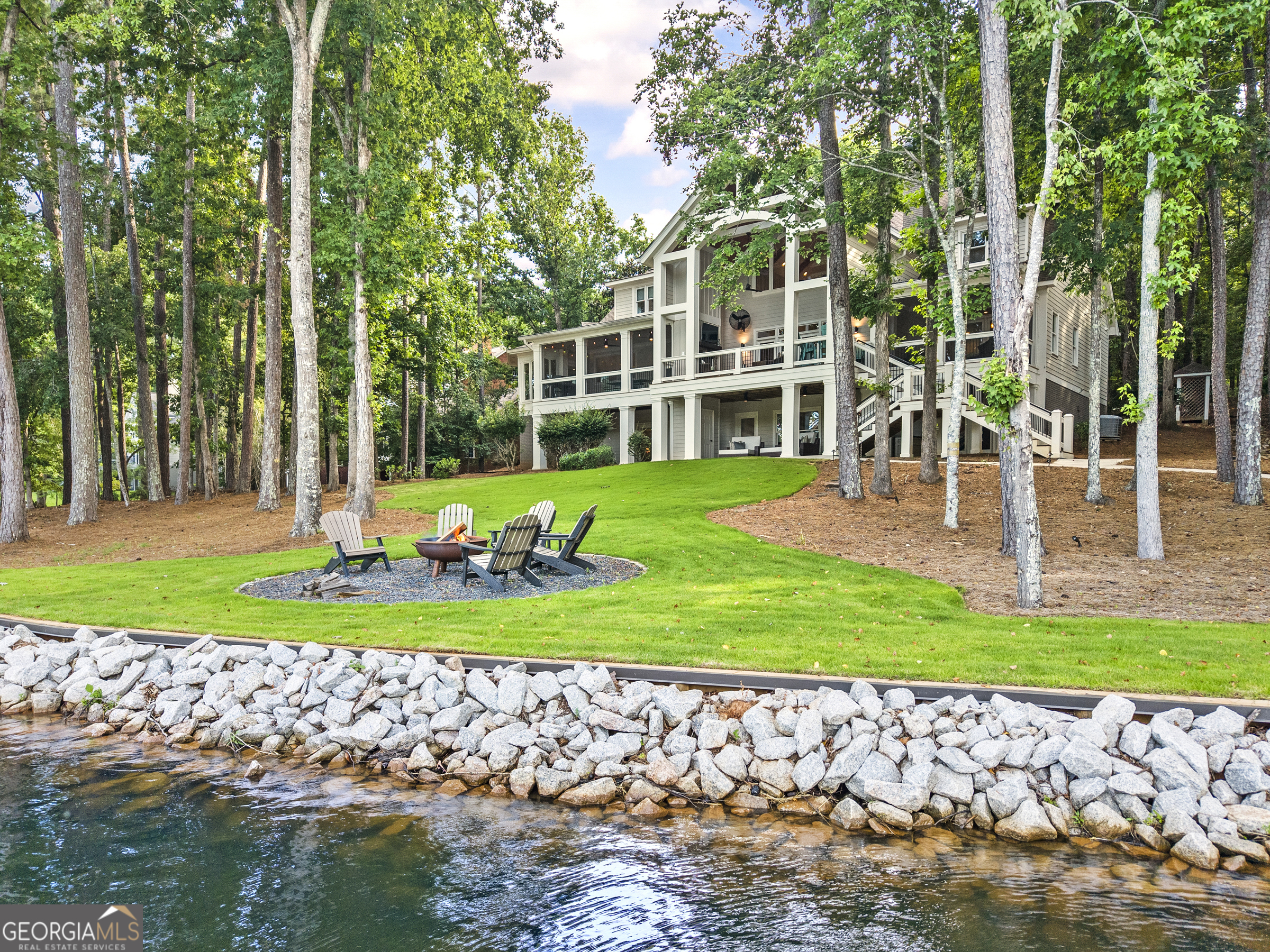 1030 Scott Loop