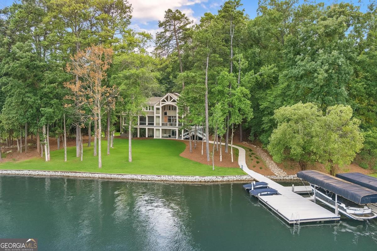 1030 Scott Loop
