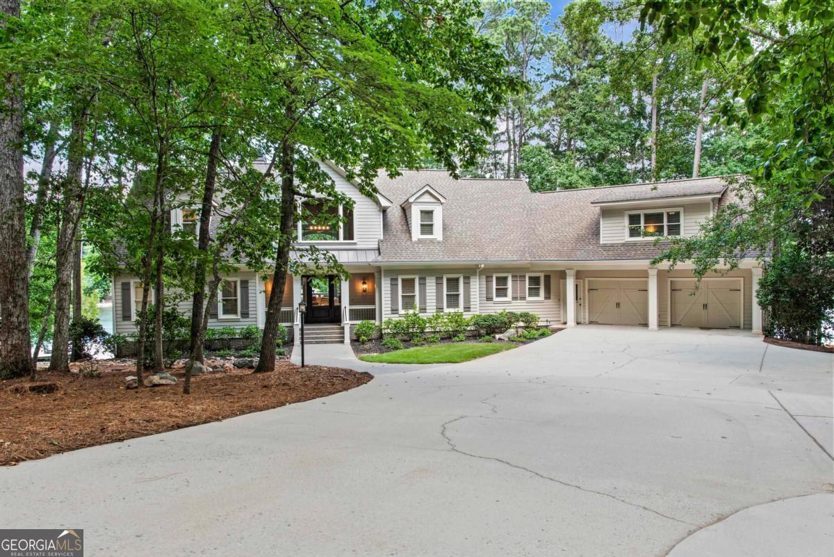 1030 Scott Loop