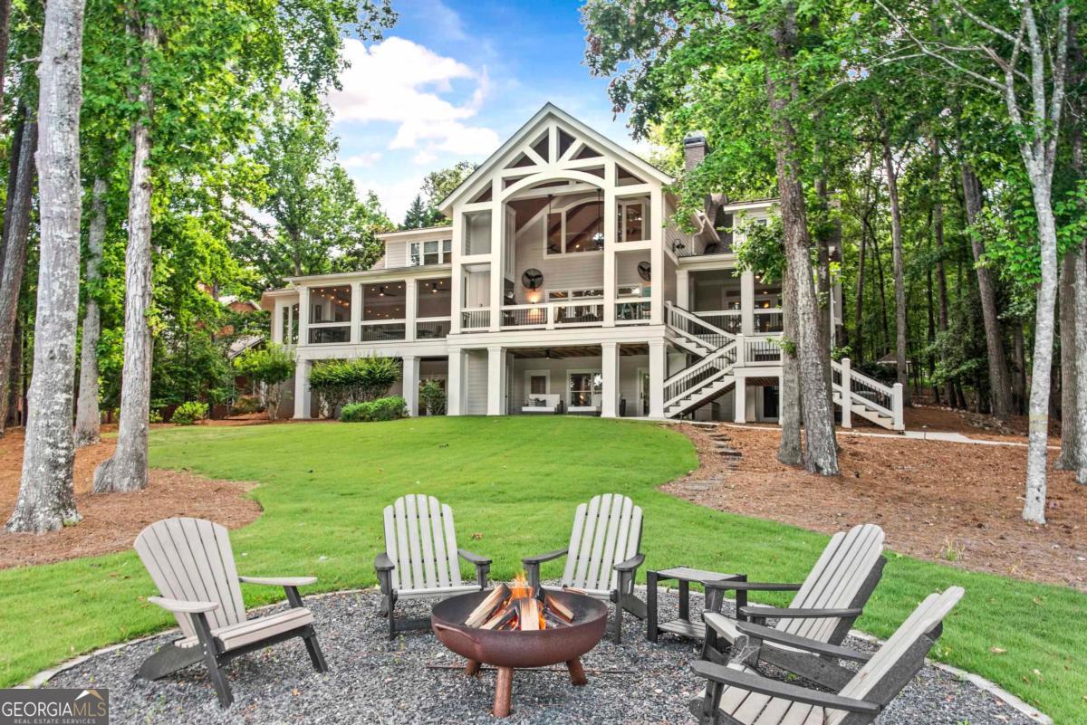 1030 Scott Loop