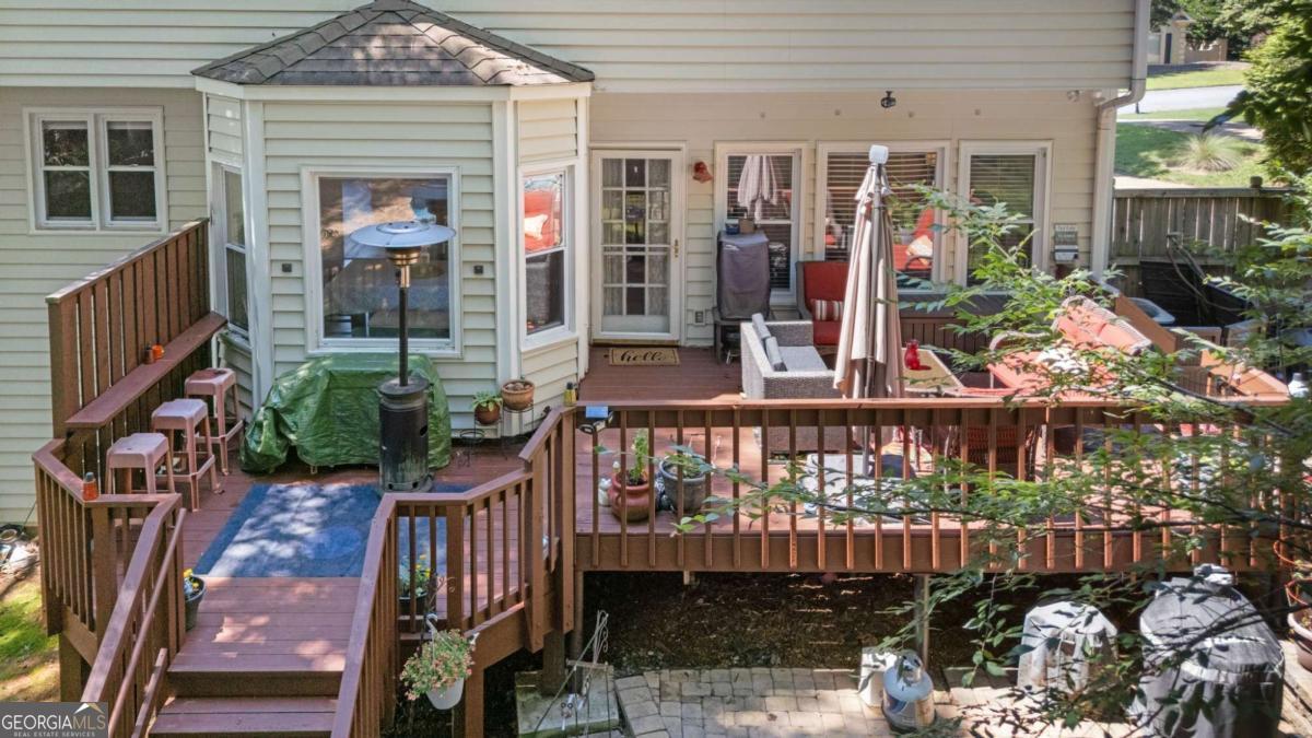 1271 Channel Park SW