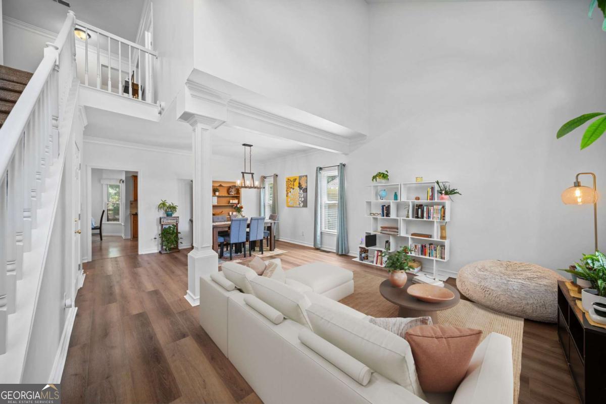 1271 Channel Park SW
