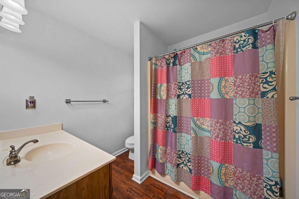 1271 Channel Park SW