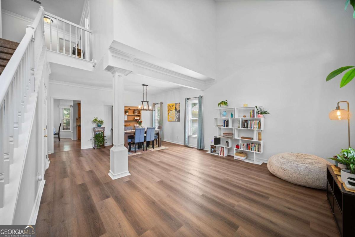 1271 Channel Park SW