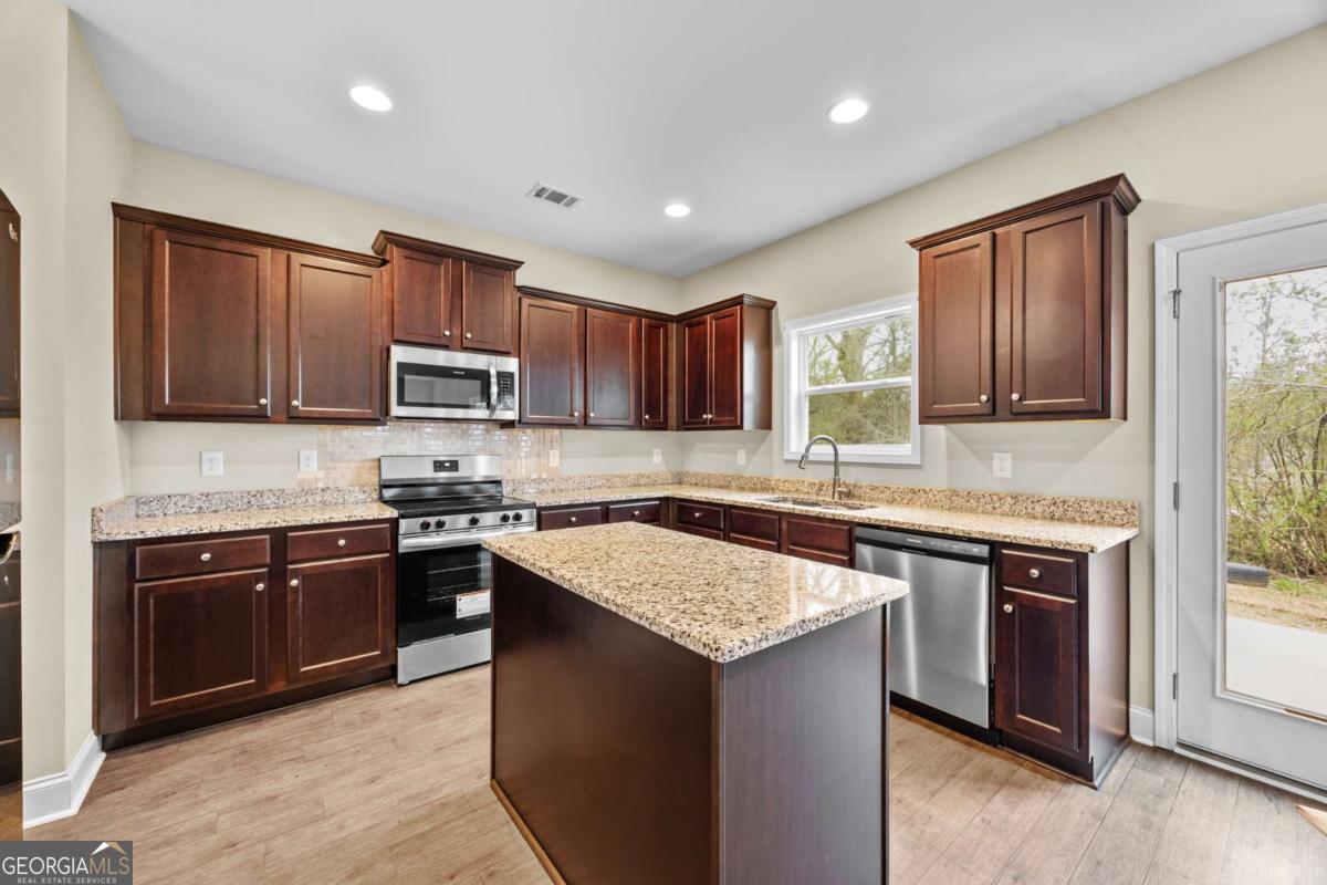 1408 Seals Road