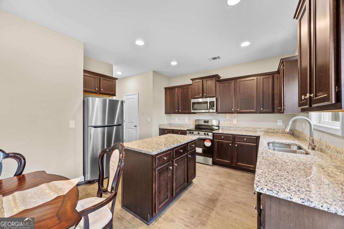 1408 Seals Road