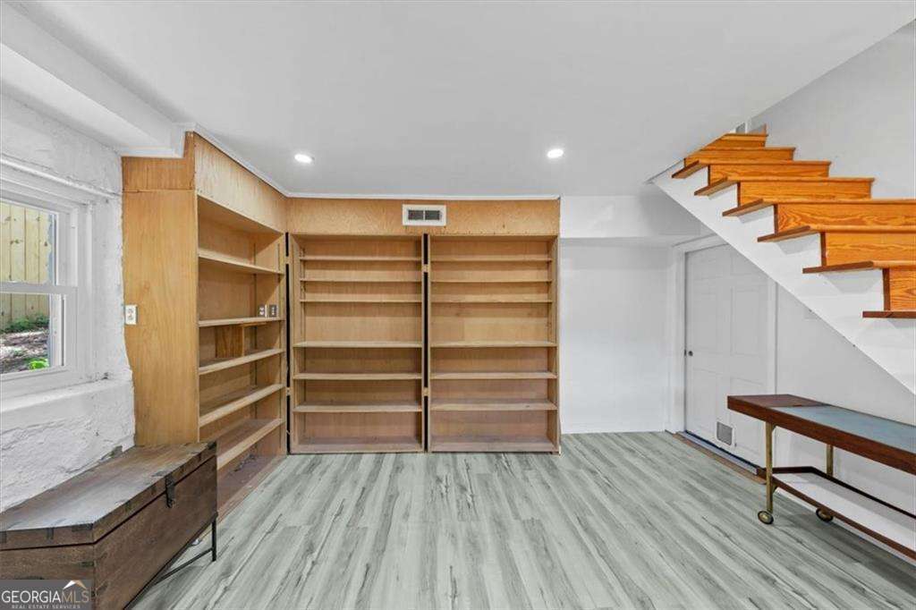 3807 Greenhill Drive