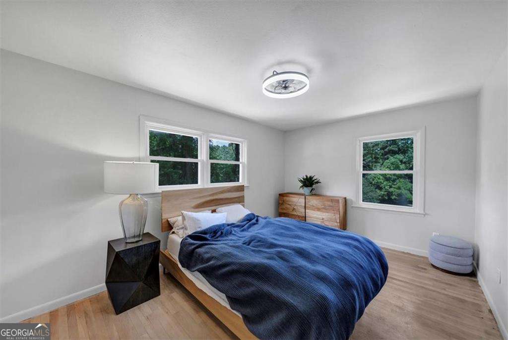 3807 Greenhill Drive