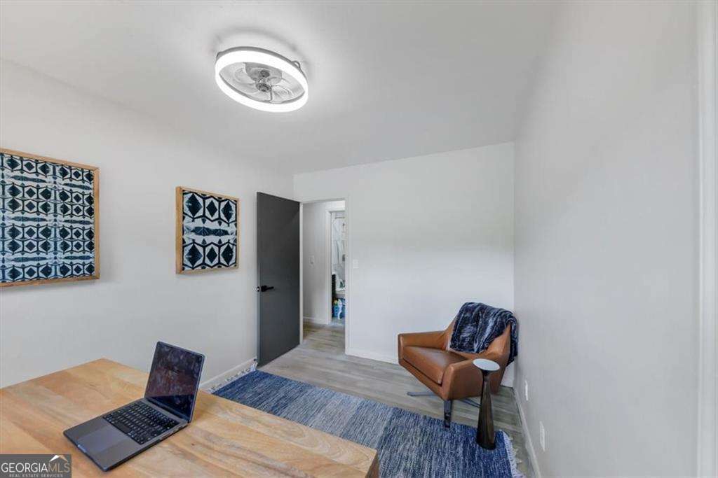 3807 Greenhill Drive