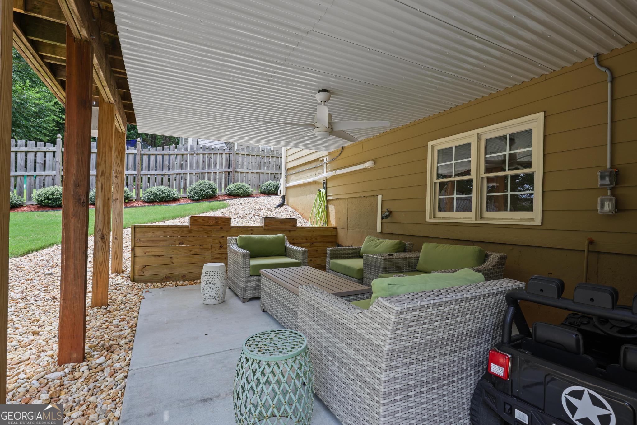 1061 Queensgate Drive SE