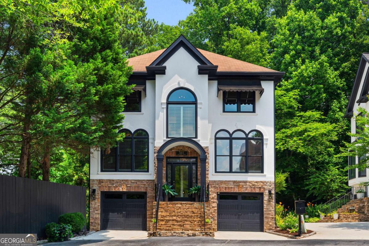 1165 Chantilly Ridge NE