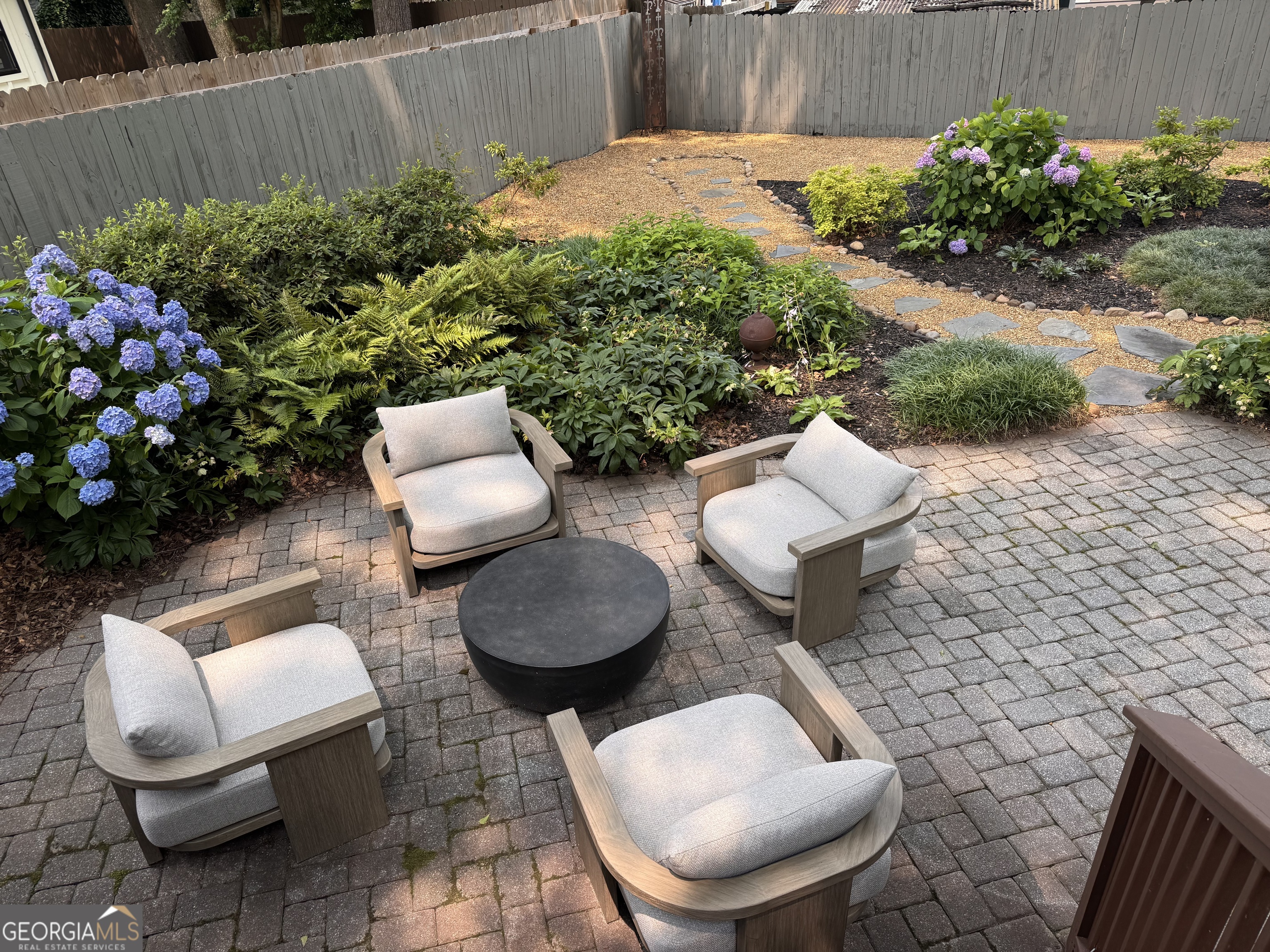 28 Clay Street SE