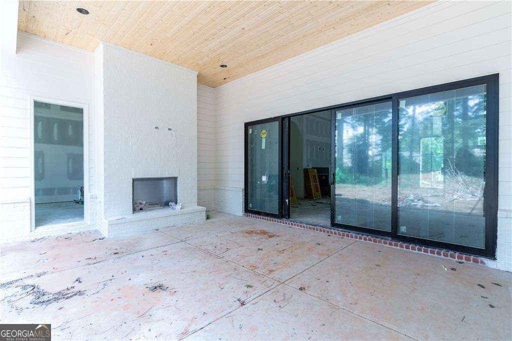 195 Shady Grove Lane