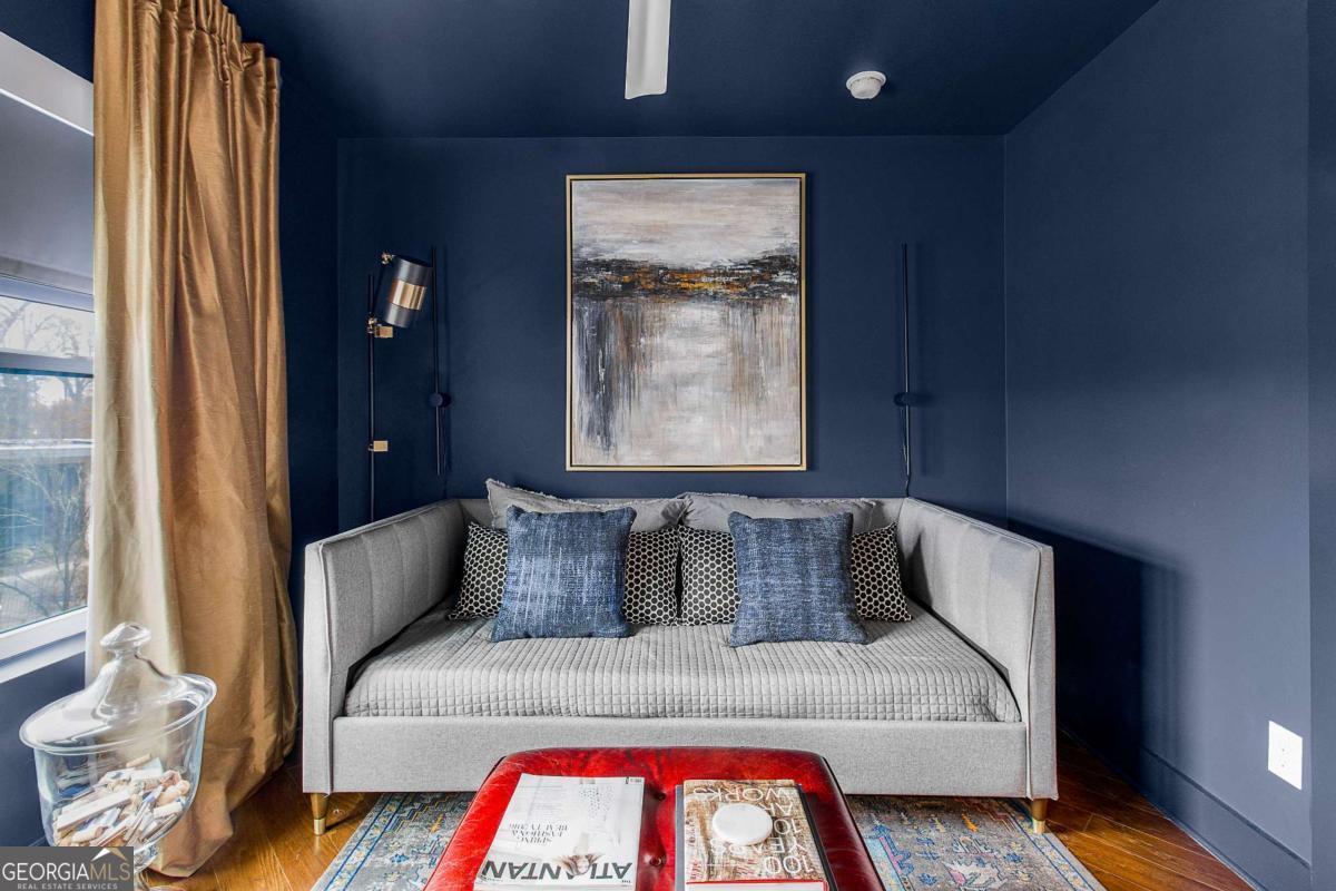 2498 Perry Boulevard NW