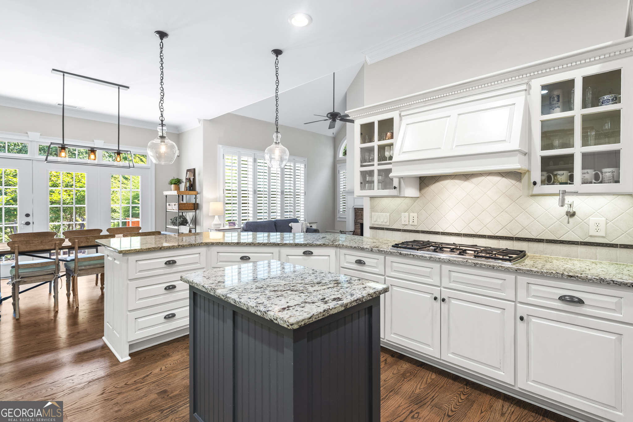 195 Trotters Ridge