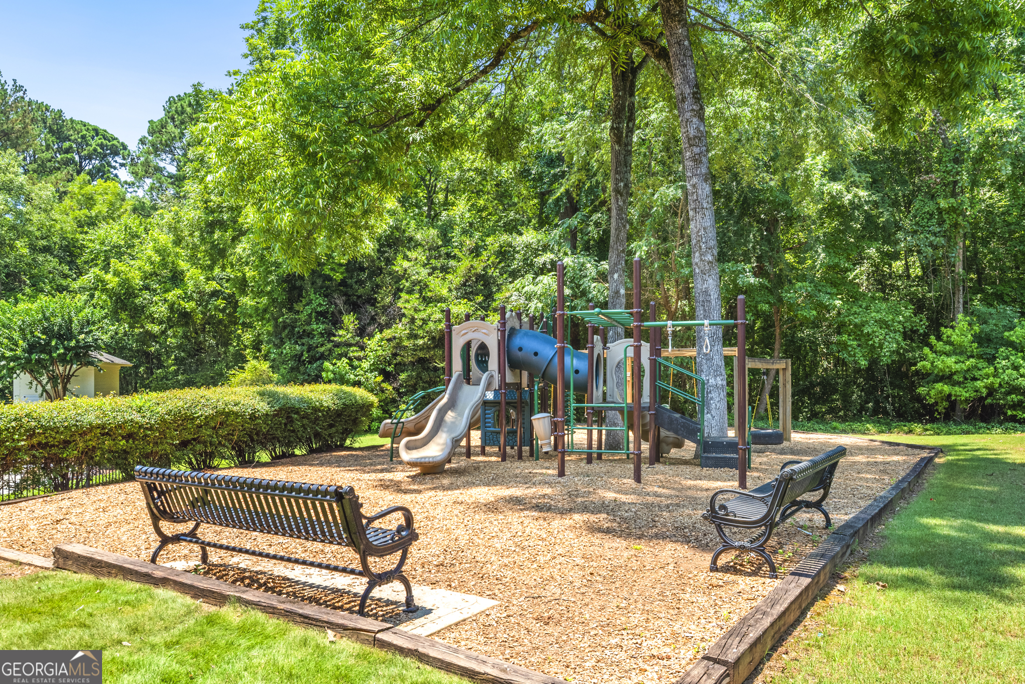 195 Trotters Ridge