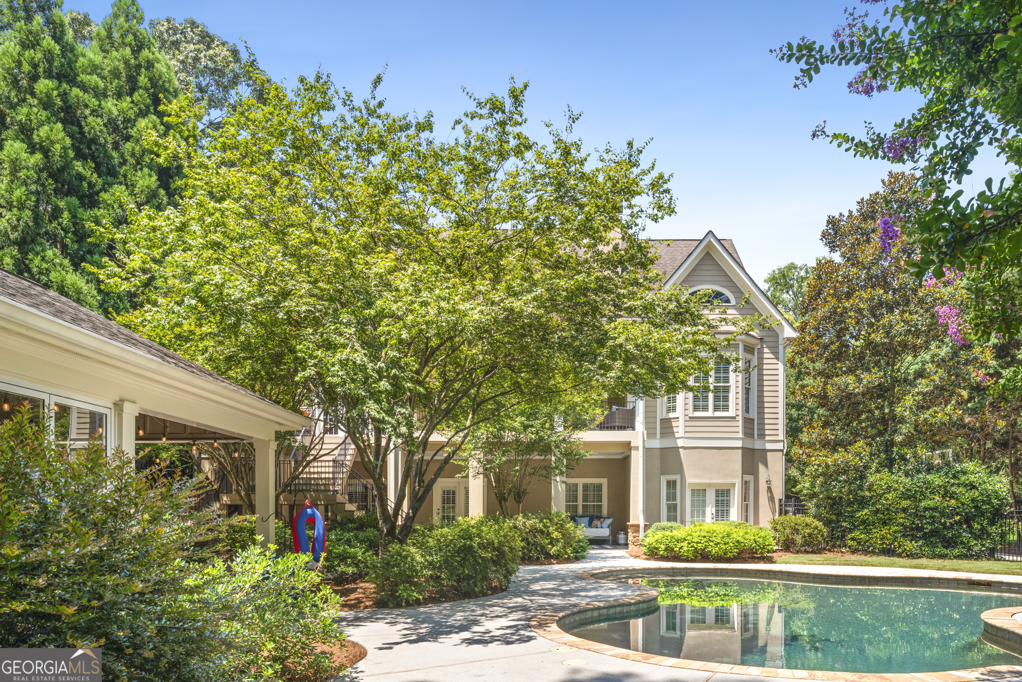 195 Trotters Ridge
