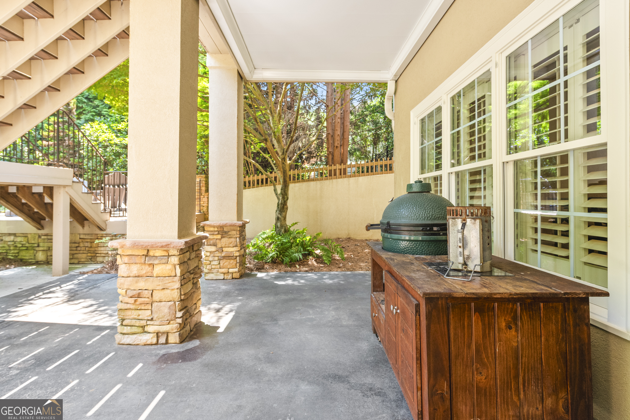 195 Trotters Ridge