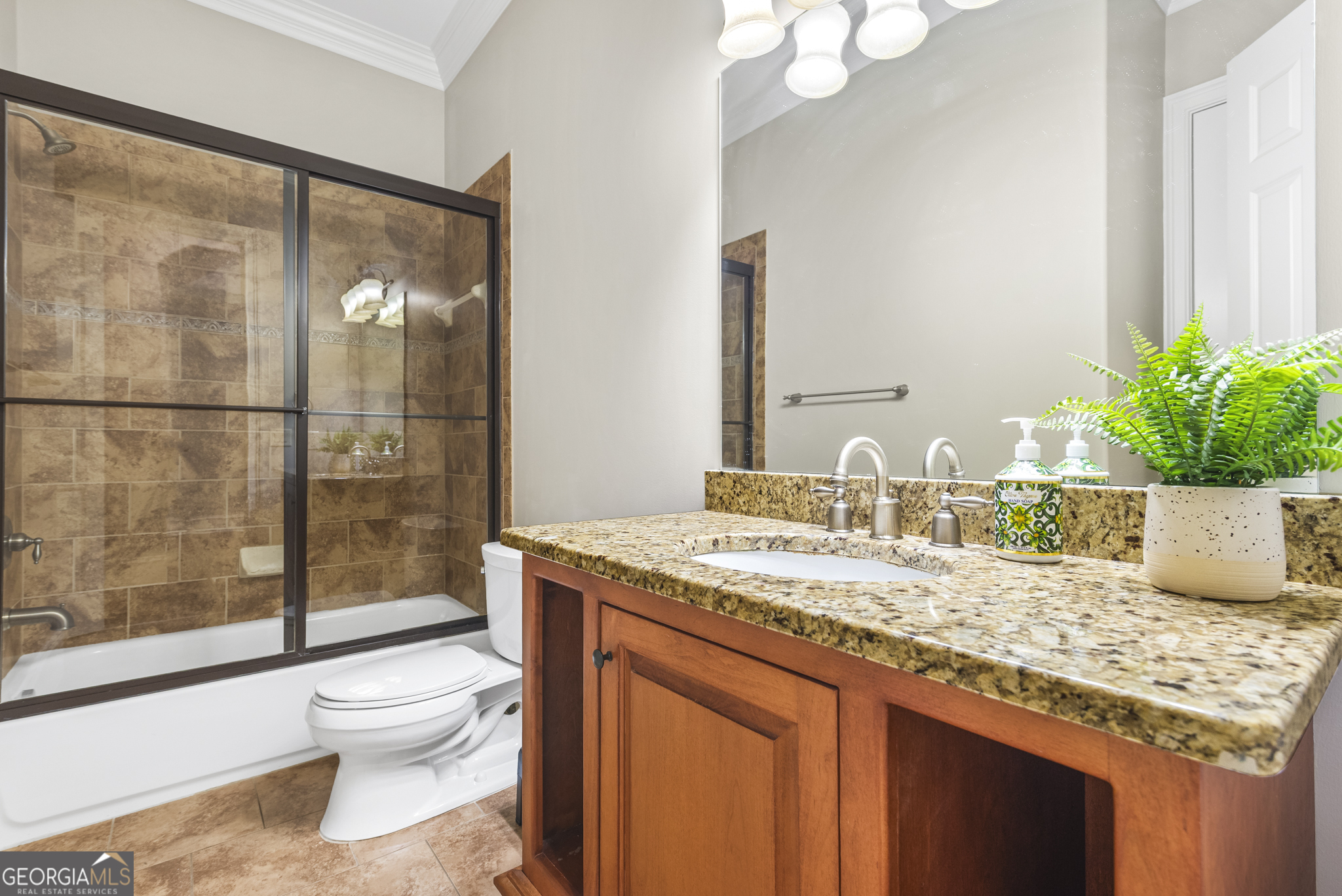 195 Trotters Ridge