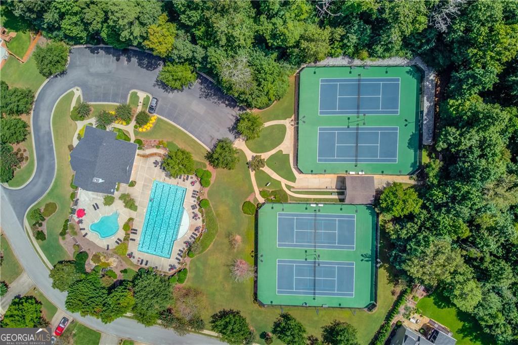 1034 Queensgate Drive SE