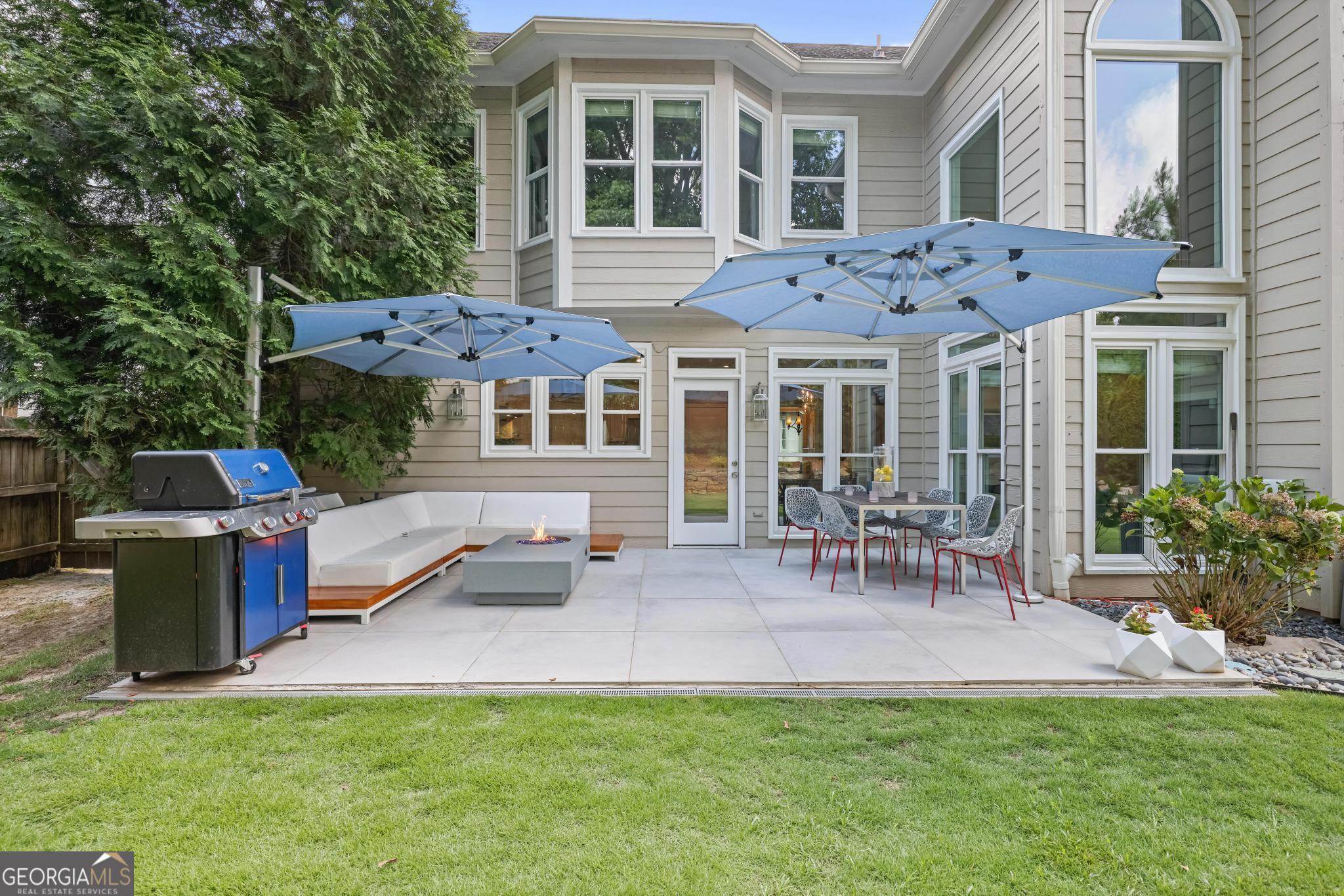 1034 Queensgate Drive SE