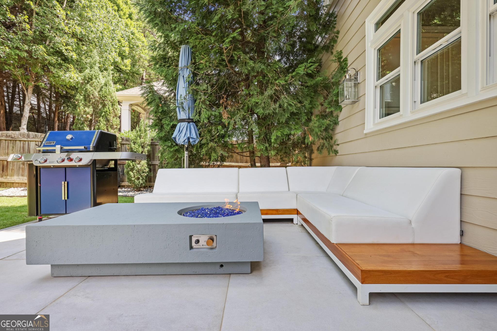 1034 Queensgate Drive SE