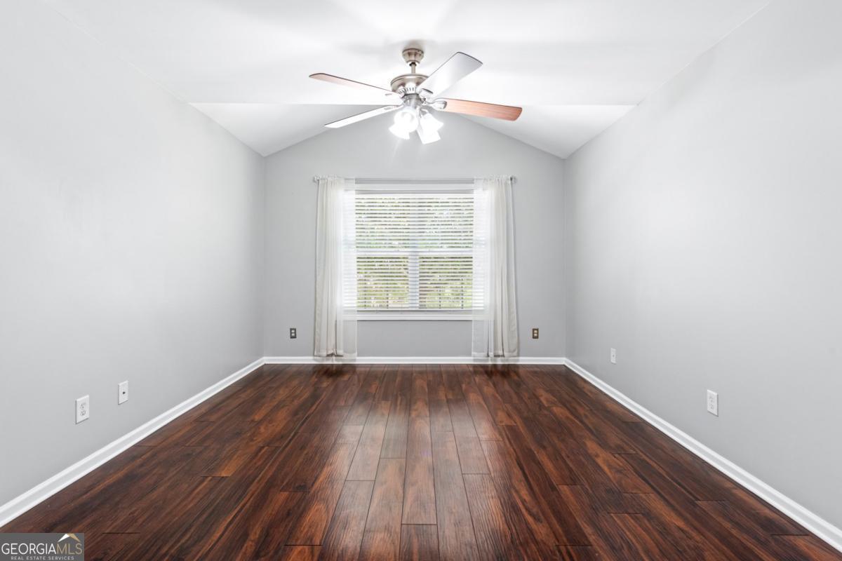 2449 Suwanee Pointe Drive