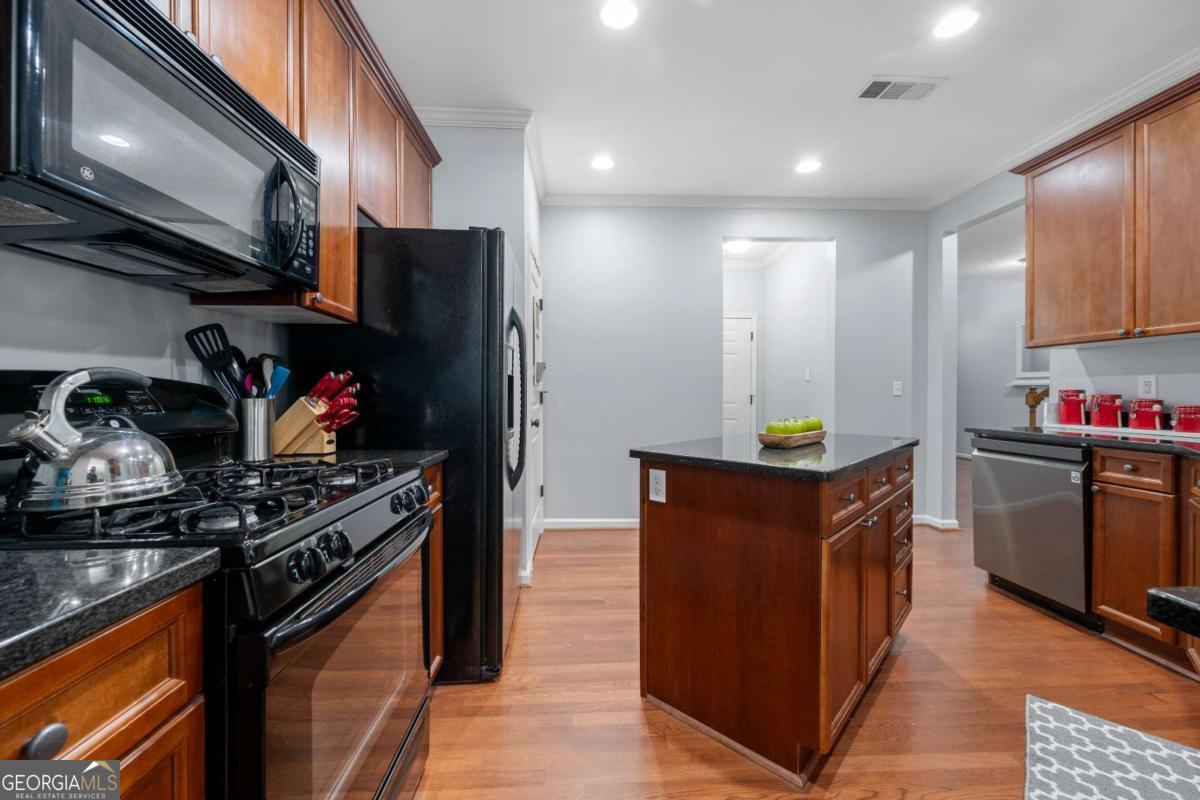 1327 Bexley Place NW # 6