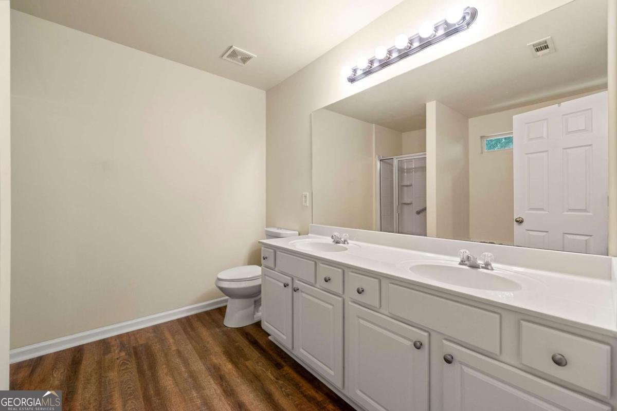 3329 Thornbridge Drive