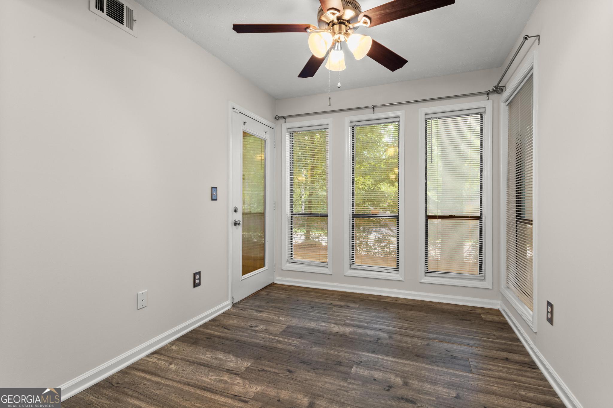 3991 Woodridge Way