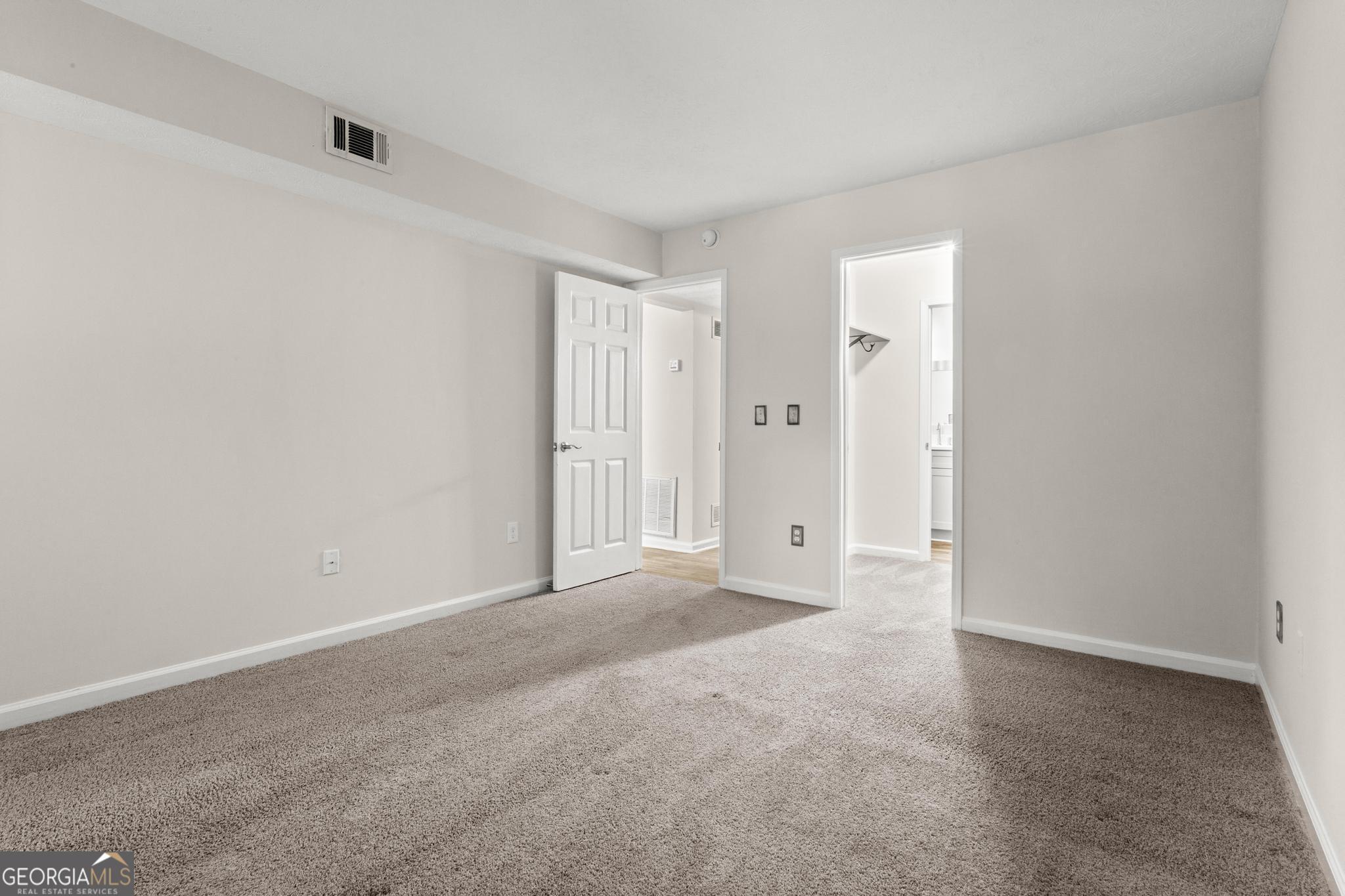 3991 Woodridge Way
