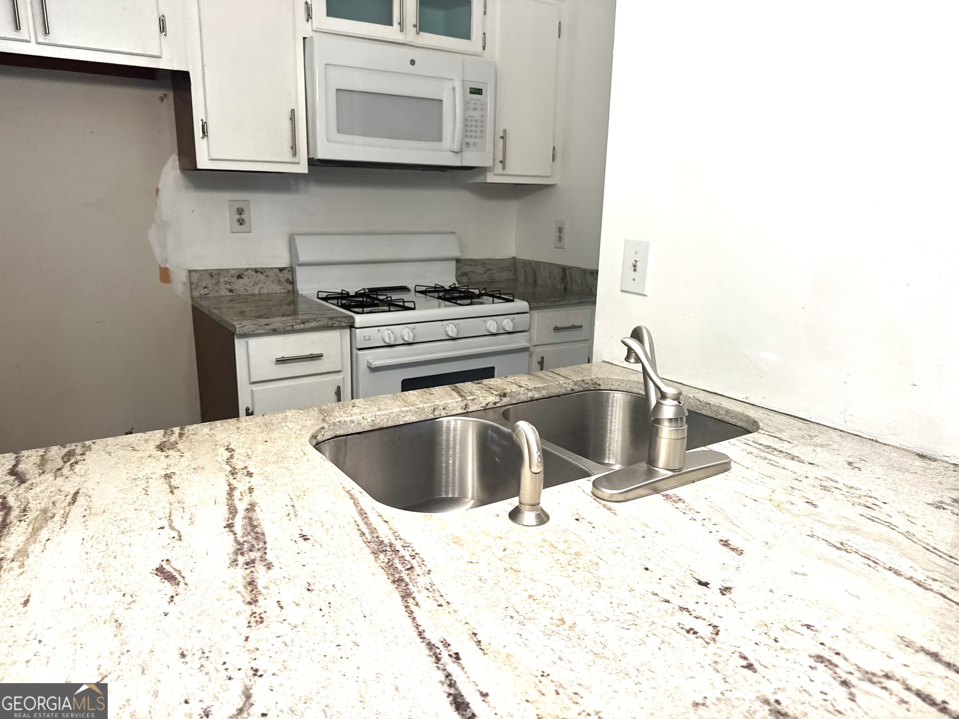 3390 Misty Harbour Trail