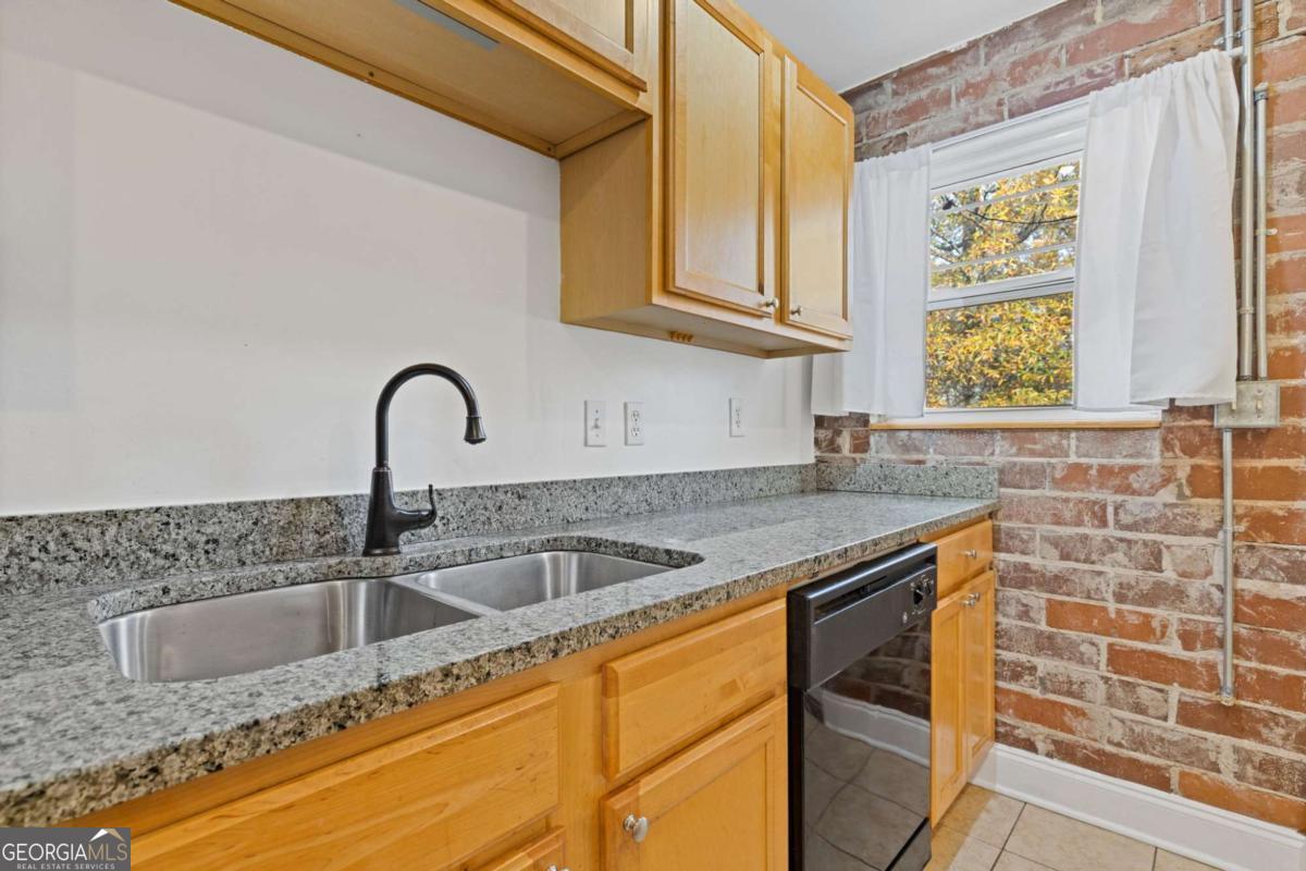 24 Daniel Street SE
