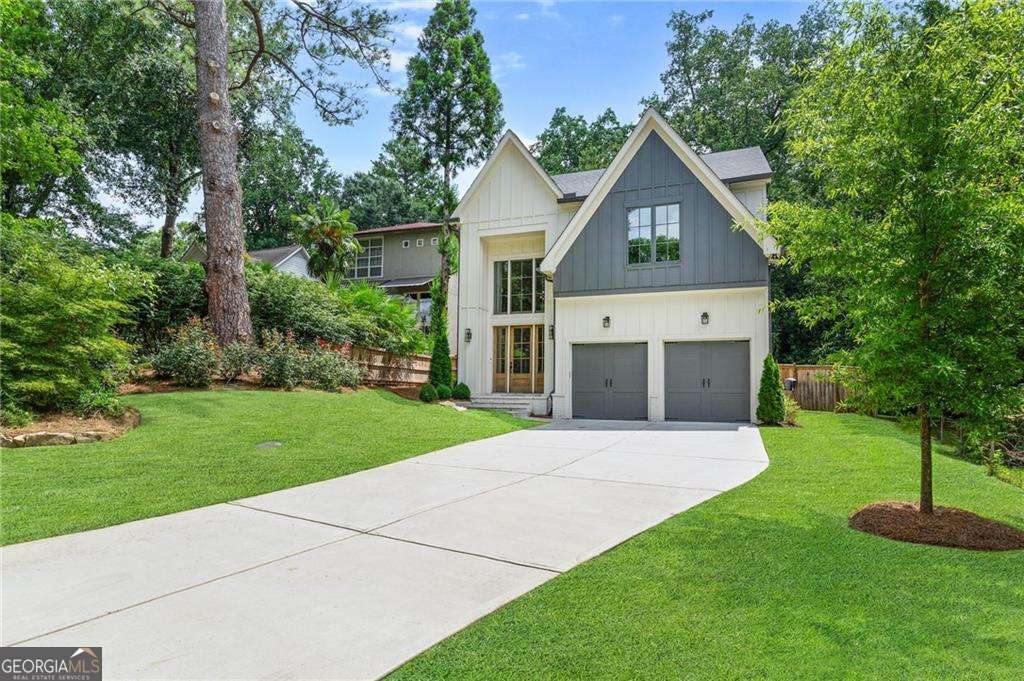 2425 Oostanaula Drive NE