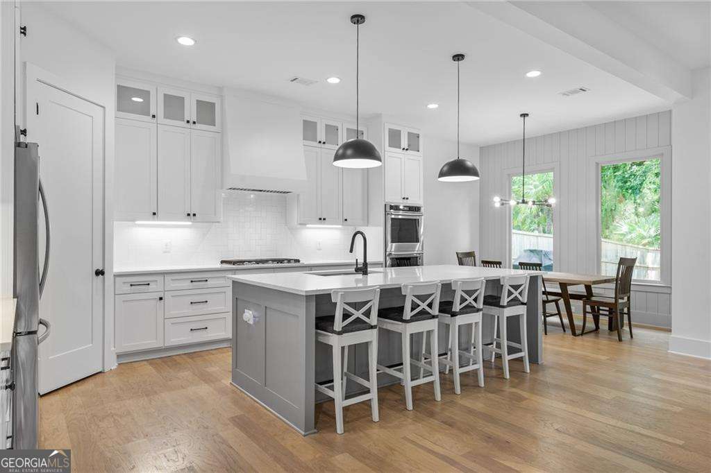 2425 Oostanaula Drive NE