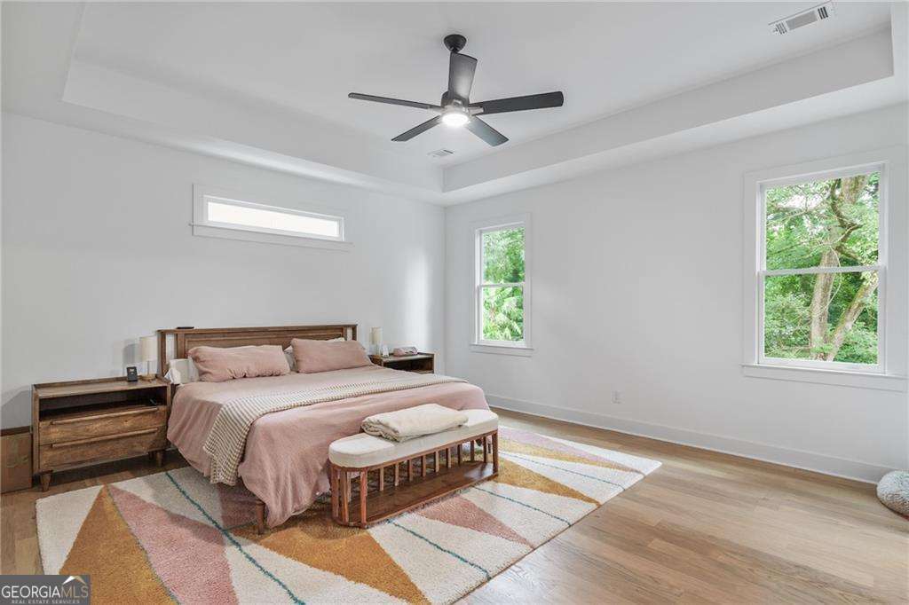 2425 Oostanaula Drive NE