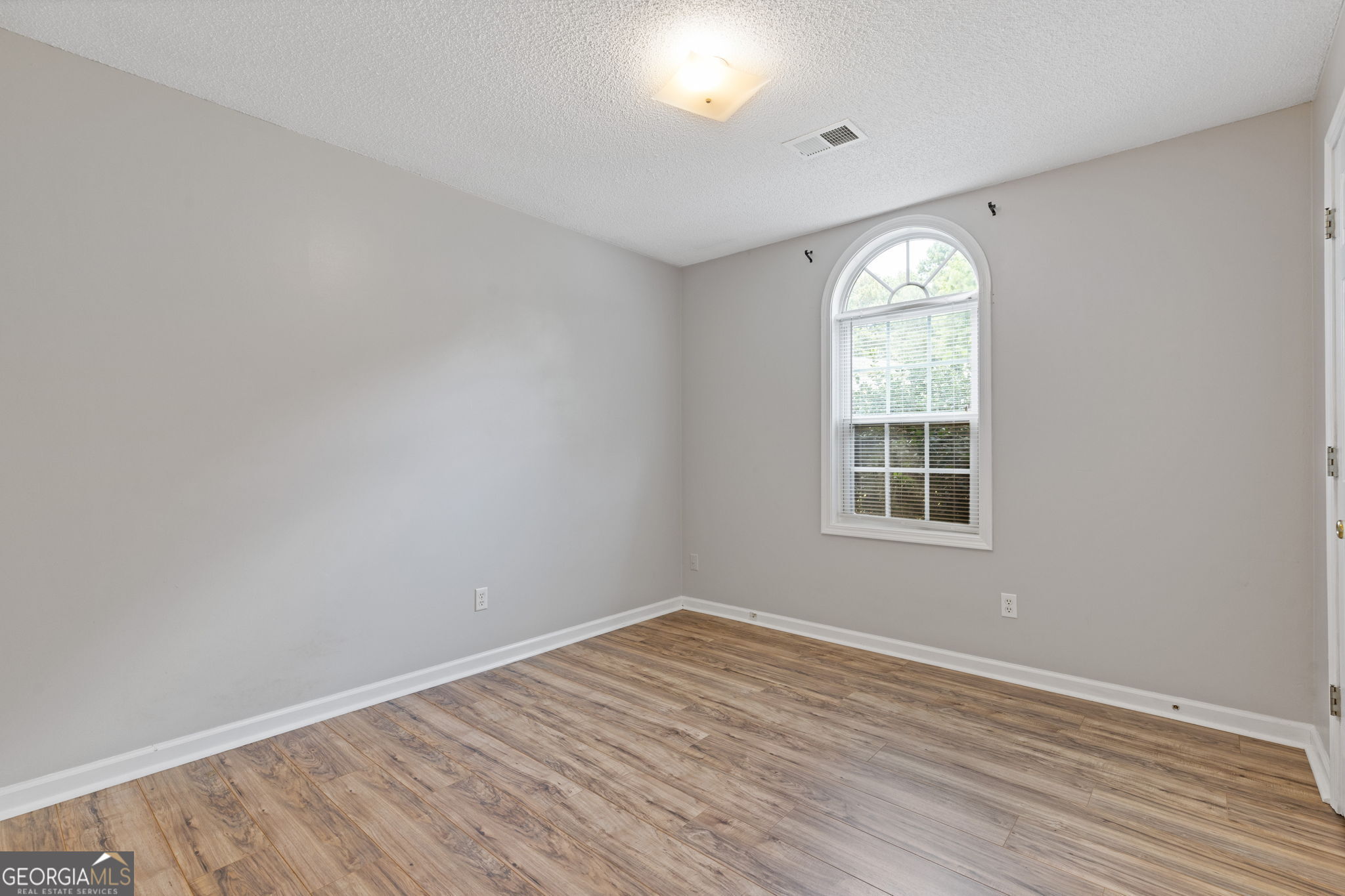 412 Southern Trace Drive