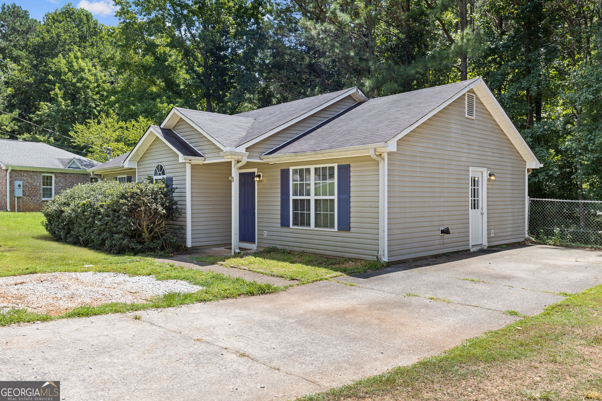 412 Southern Trace Drive