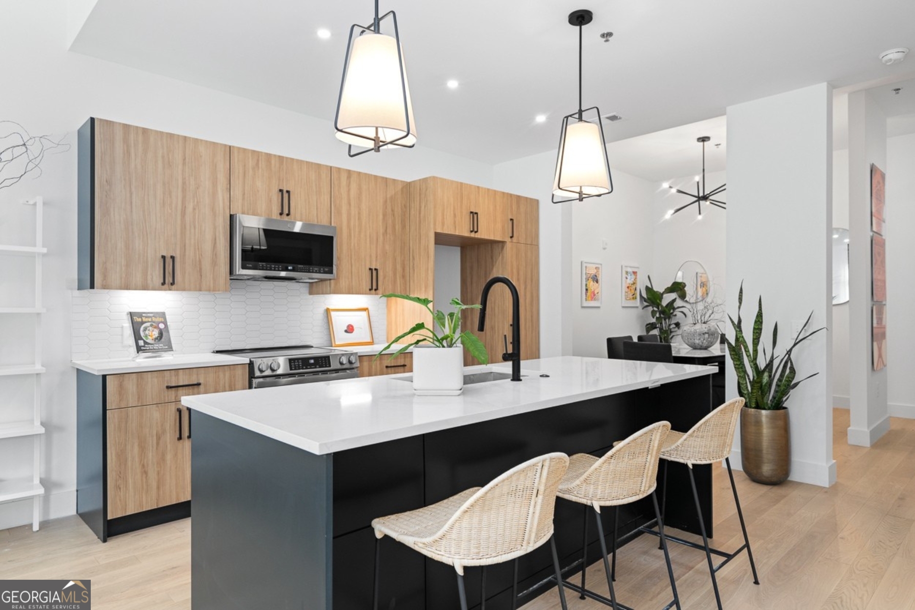 567 Ponce De Leon Avenue # 516