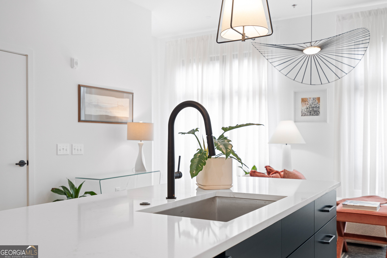 567 Ponce De Leon Avenue # 516