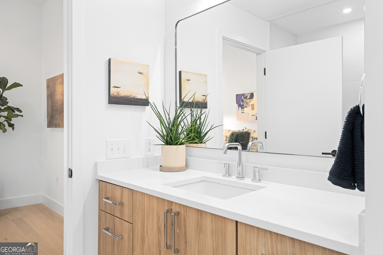 567 Ponce De Leon Avenue # 516