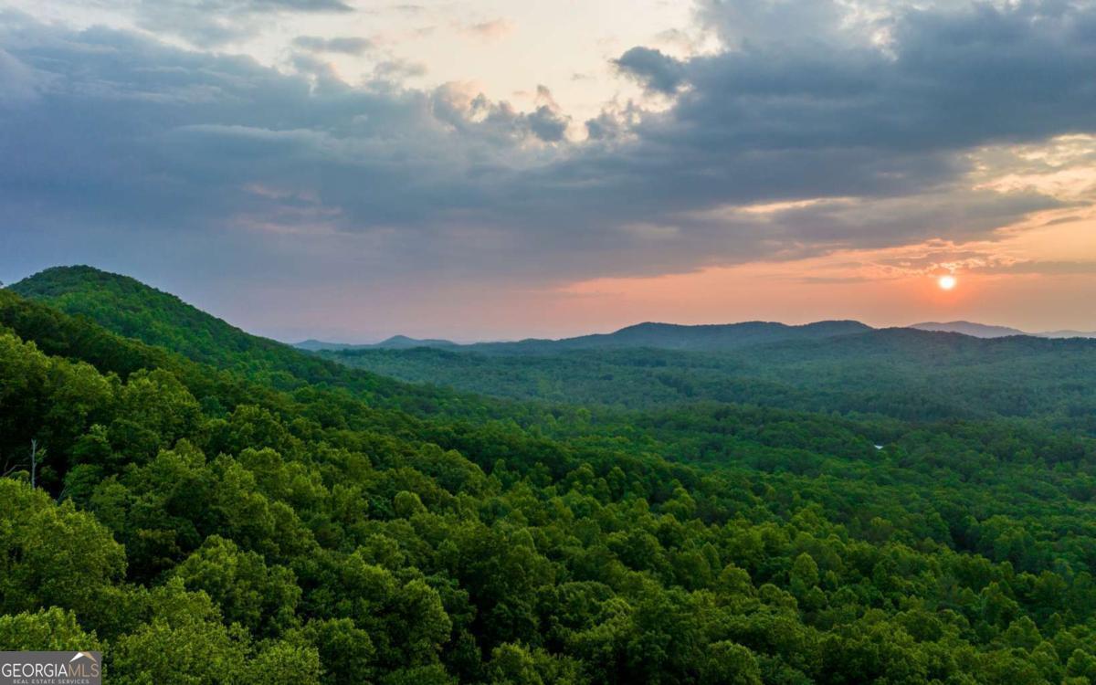 LOT 7 Scouts Overlook