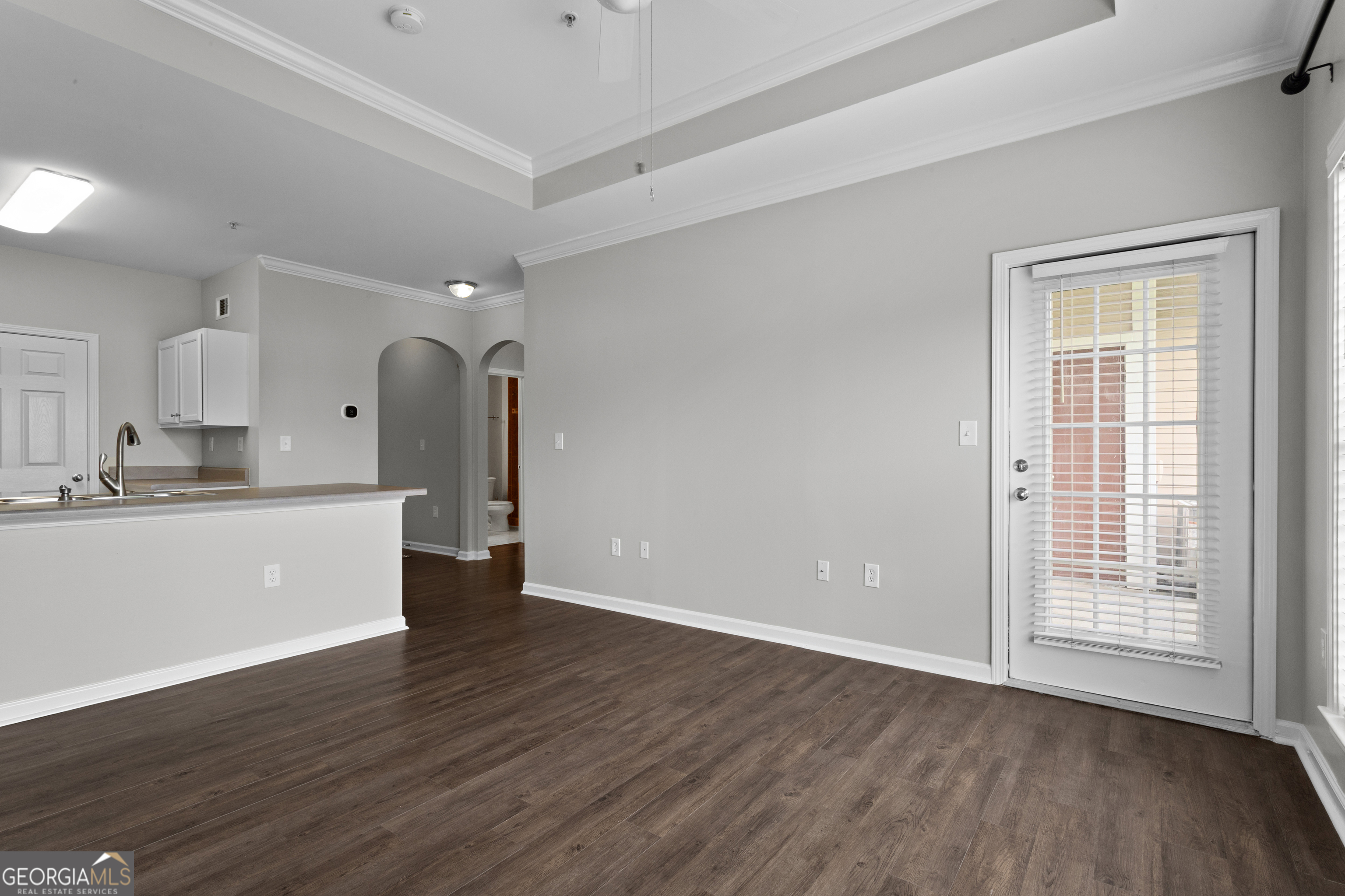 4333 Dunwoody Park Unit: 2401