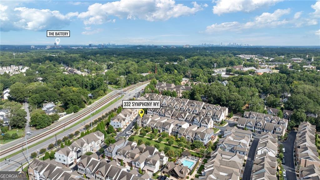 332 Symphony Way SE