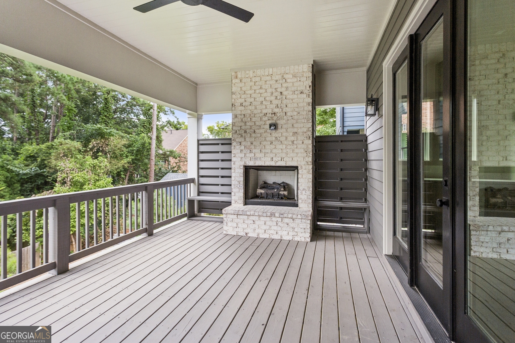 2583 Apple Valley Road