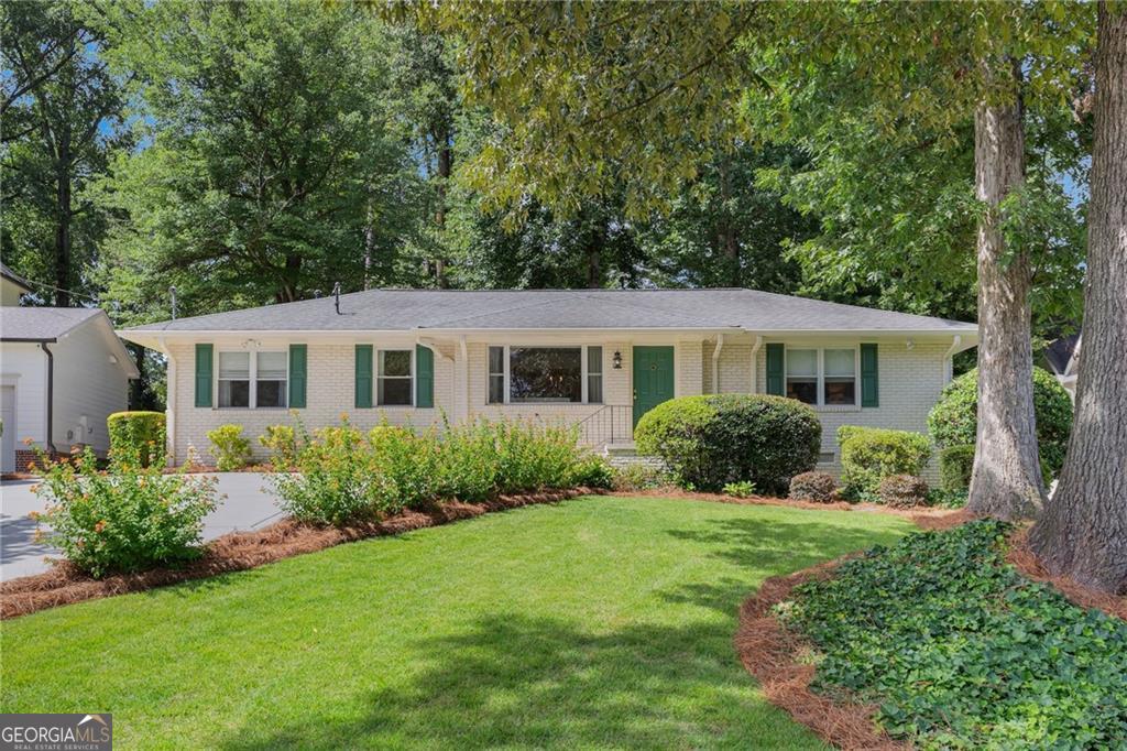 2616 Winding Lane NE