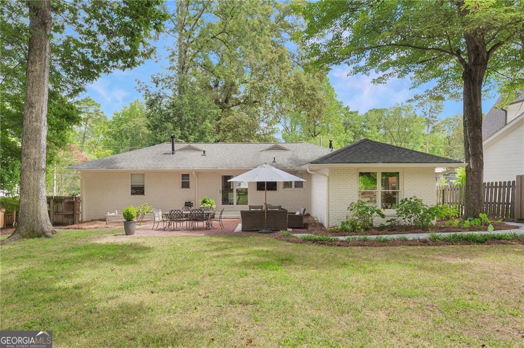 2616 Winding Lane NE