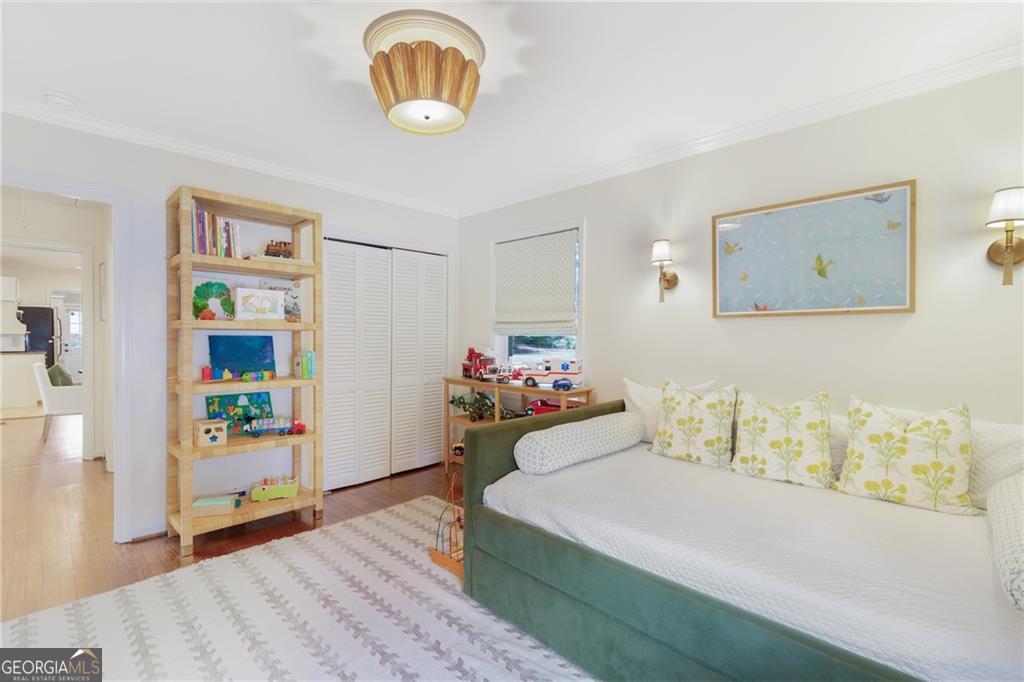 2616 Winding Lane NE